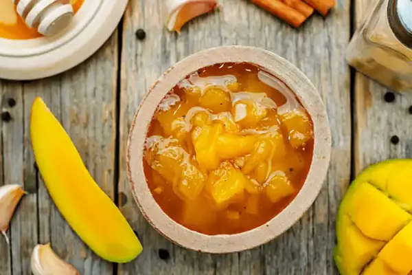 Chutney de mangue au poivre du Sichuan